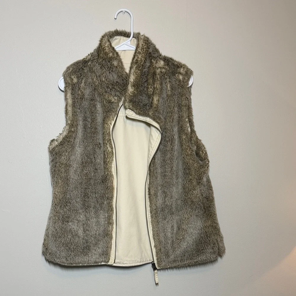 Source Unknown Faux Fur Vest in Brown and Cream - Picture 1 of 3